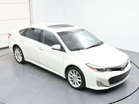 Used 2014 Toyota Avalon Limited FWD image 34
