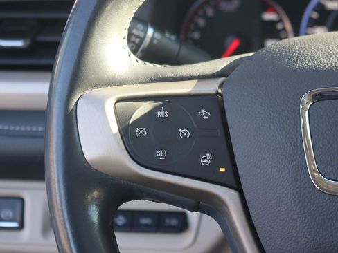 Used 2021 GMC Acadia Denali w/ Denali Technology Package image 22