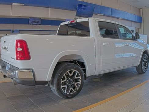 Used 2025 RAM 1500 Laramie AWD/4WD image 2