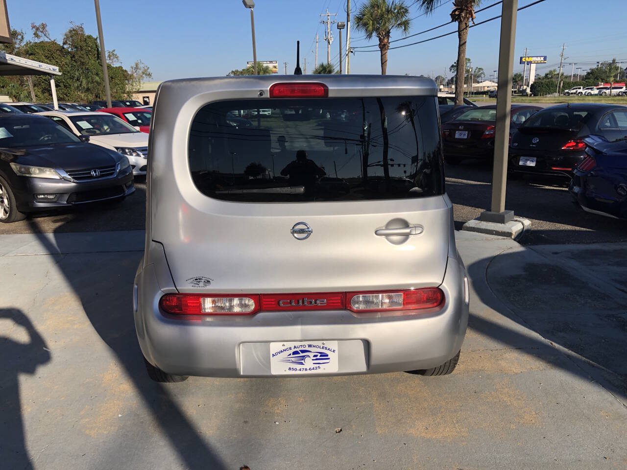 Used 2010 Nissan Cube 1.8 S w/ Interior Designer Pkg FWD image 3