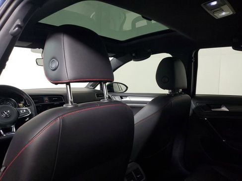 Used 2019 Volkswagen GTI Autobahn image 12