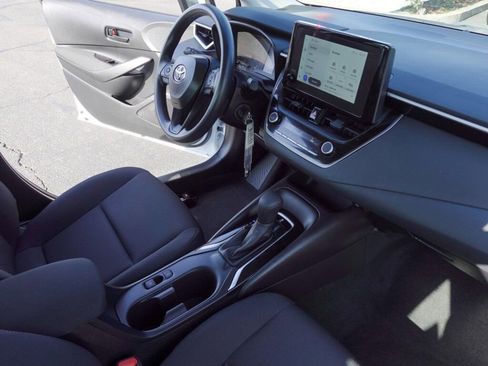 Certified 2025 Toyota Corolla LE image 14