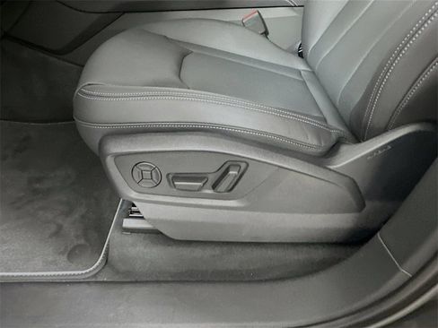 New 2025 Audi Q7 3.0T Premium Plus image 9