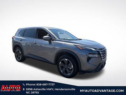 Used 2025 Nissan Rogue SV