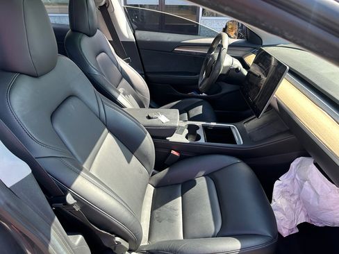 Used 2021 Tesla Model 3 Long Range AWD/4WD image 8