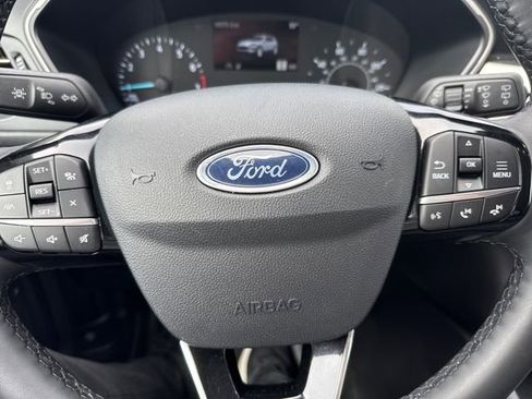 Certified 2022 Ford Escape SEL image 23