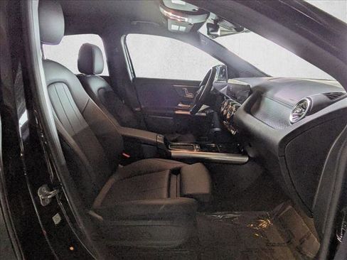 Certified 2025 Mercedes-Benz GLA 250 image 21