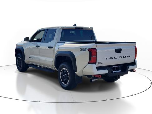 Used 2024 Toyota Tacoma TRD Off-Road AWD/4WD image 5