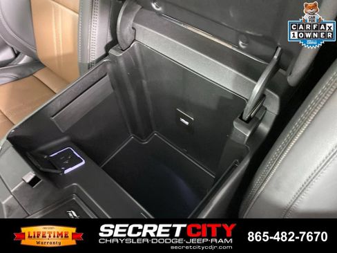 Used 2026 Chevrolet Silverado 2500 High Country w/ High Country Premium Package AWD/4WD image 24