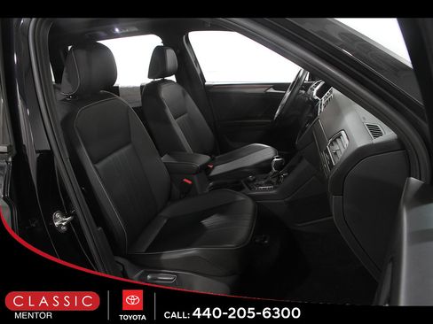 Used 2023 Volkswagen Tiguan SE R-Line AWD/4WD image 19