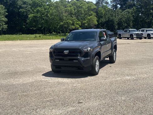 New 2026 Toyota Tacoma SR5 RWD image 7