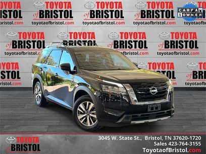 Used 2024 Nissan Pathfinder SL