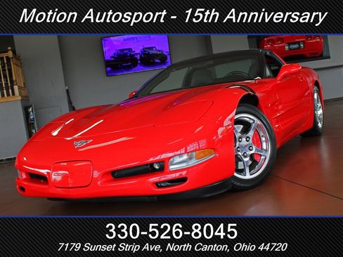 Used 2003 Chevrolet Corvette Coupe w/ Preferred Equipment Group RWD image 49