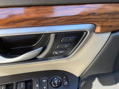 Certified 2022 Honda CR-V EX image 17