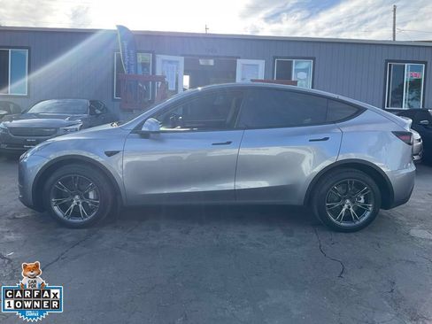 Used 2025 Tesla Model Y Long Range AWD/4WD image 5