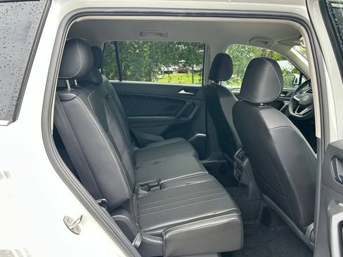 Used 2023 Volkswagen Tiguan SE FWD image 46