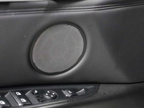 Used 2016 BMW X6 xDrive35i image 17