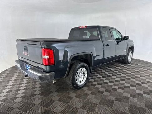 Used 2017 GMC Sierra 1500 SLE w/ SLE Value Package AWD/4WD image 6