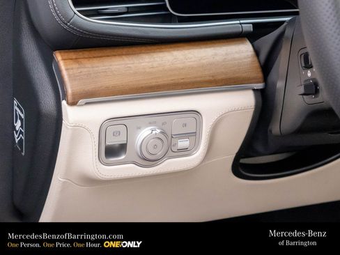 New 2026 Mercedes-Benz GLS 580 4MATIC image 23