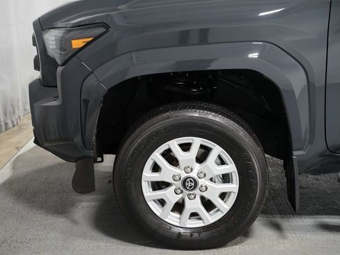 Certified 2025 Toyota Tacoma SR image 5