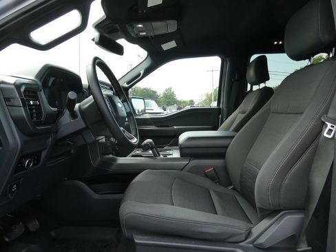 Used 2024 Ford F150 XLT w/ XLT Black Appearance Package AWD/4WD image 21