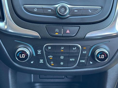 Used 2023 Chevrolet Equinox LT image 14