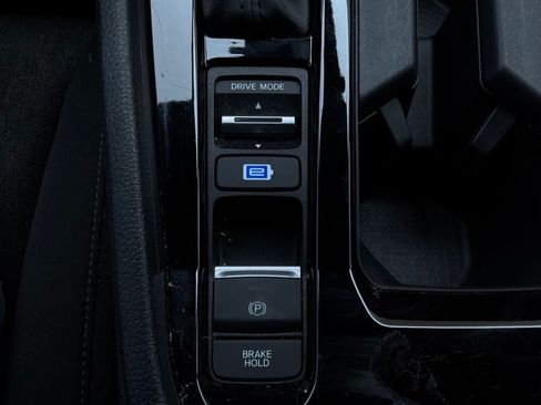 Used 2025 Honda Accord Sport image 26