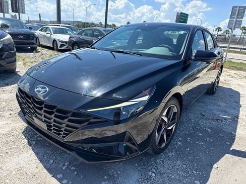 Used 2023 Hyundai Elantra SEL w/ Convenience Package FWD image 1