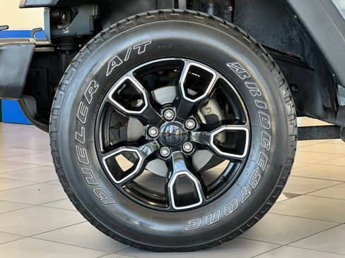 Used 2014 Jeep Wrangler Sport AWD/4WD image 22