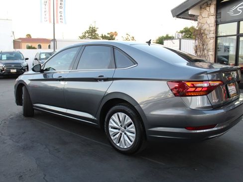 Used 2019 Volkswagen Jetta S FWD image 3