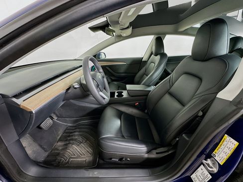 Used 2023 Tesla Model 3 Standard Range image 13