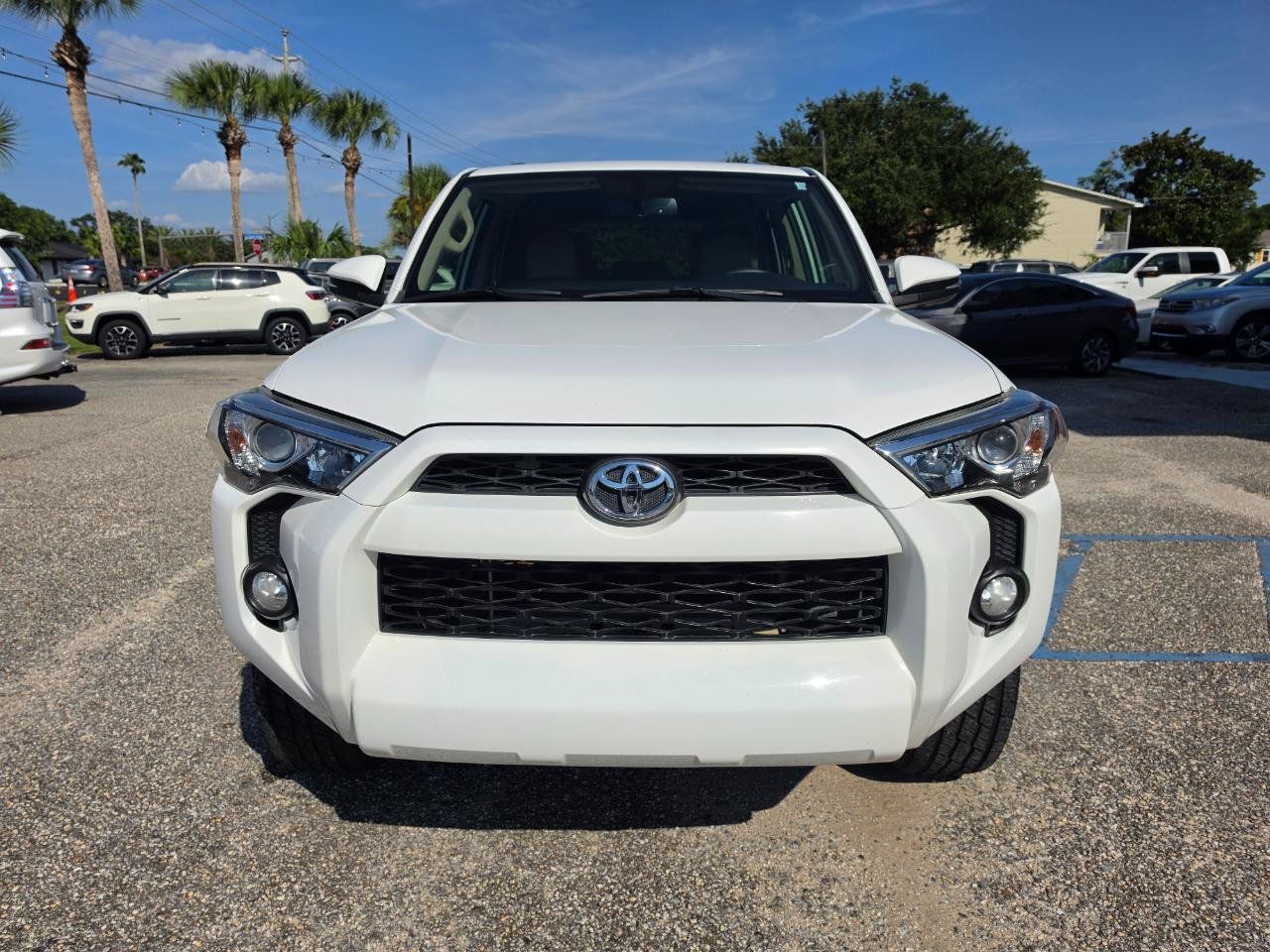 Used 2017 Toyota 4Runner SR5 Premium AWD/4WD image 8