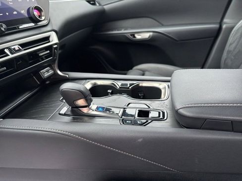 Used 2023 Lexus RX 350 w/ Accessory Package (2T) image 18