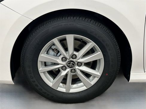 New 2026 Toyota Camry LE image 9