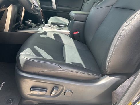 Used 2024 Toyota 4Runner Limited image 8