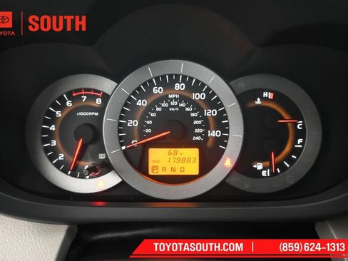 Used 2011 Toyota RAV4 Limited w/ Limited Extra Value Pkg AWD/4WD image 12