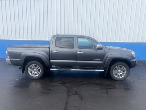 Used 2014 Toyota Tacoma 4x4 Double Cab image 1