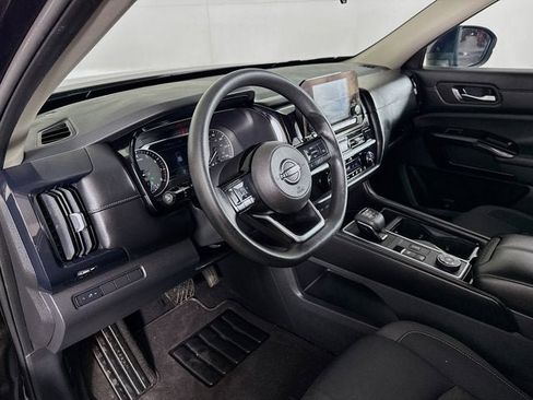 Certified 2022 Nissan Pathfinder S image 9