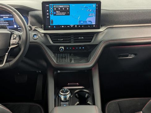 Certified 2025 Ford Explorer ST AWD/4WD image 17