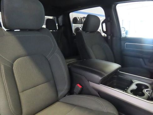 Used 2021 RAM 1500 Big Horn RWD image 6