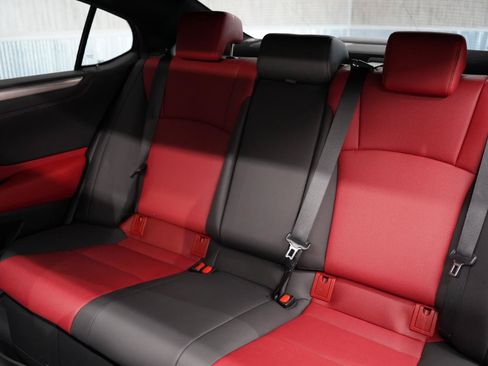 Used 2024 Lexus ES 300h F Sport w/ Accessory Package (Z2) FWD image 34