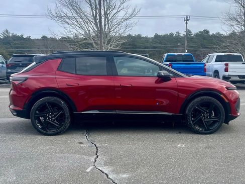 New 2026 Chevrolet Equinox EV RS image 6