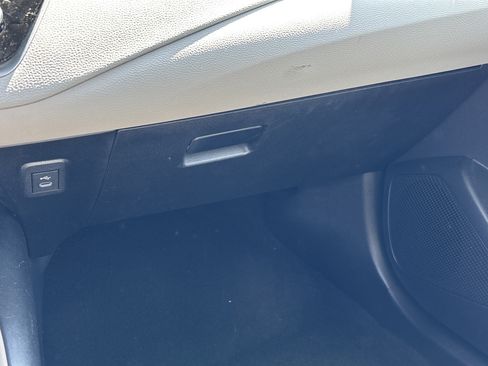 Used 2023 Toyota Corolla LE FWD image 27