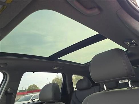 Used 2020 Hyundai Santa Fe Limited image 11