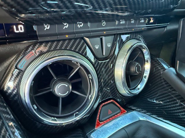 Used 2020 Chevrolet Camaro SS RWD image 24