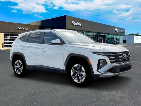 New 2026 Hyundai Tucson SEL image 11