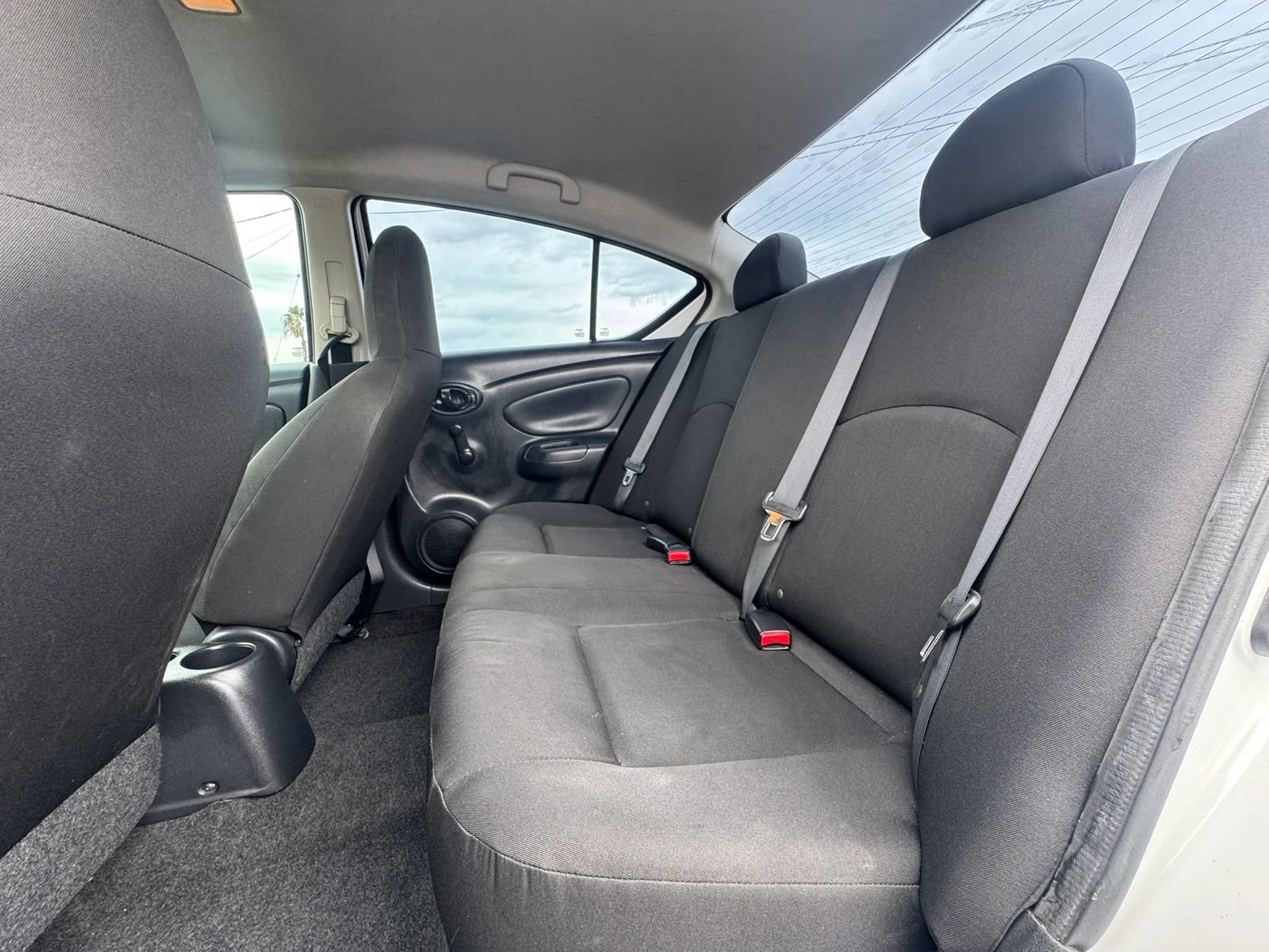 Used 2015 Nissan Versa S Plus FWD image 23