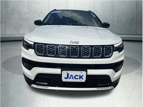 Used 2024 Jeep Compass Limited w/ Elite Group AWD/4WD image 6