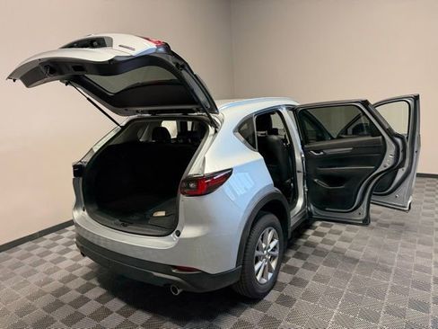 Used 2023 MAZDA CX-5 AWD 2.5 S w/ Select Package image 26