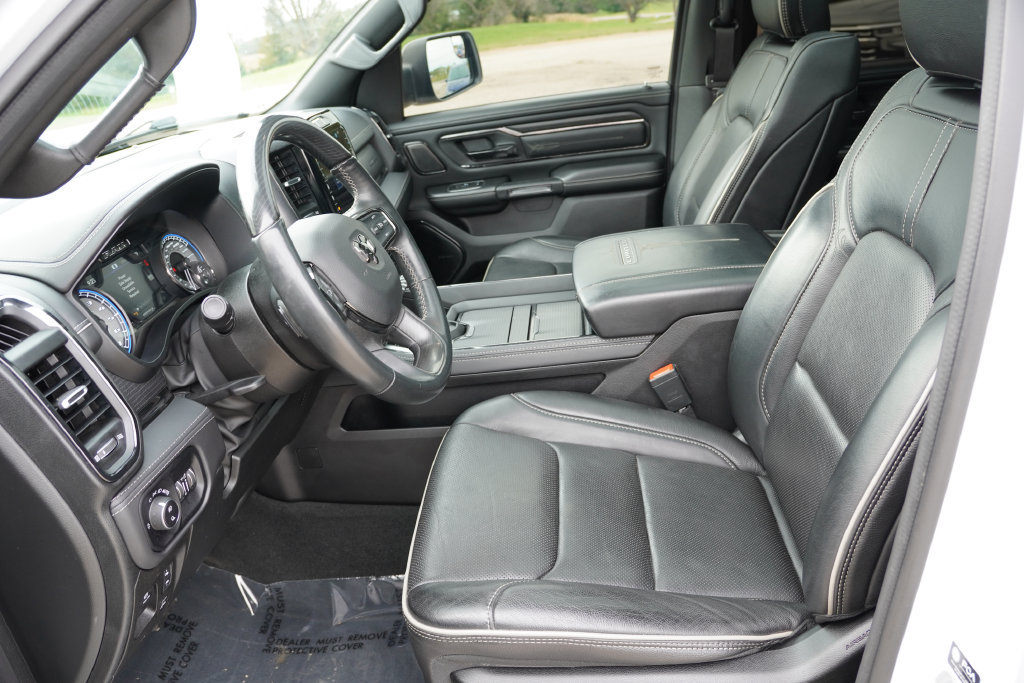 Used 2022 RAM 1500 Limited w/ Night Edition AWD/4WD image 16